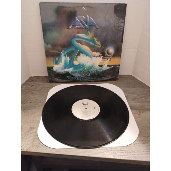 1982 Asia "Self-Titled" LP Geffen Records GHS-2008 - Picture 1 of 6